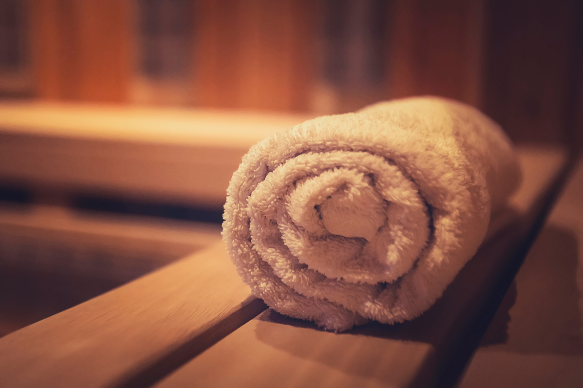 How to EFFECTIVELY clean & disinfect your infrared sauna Sauna Squad